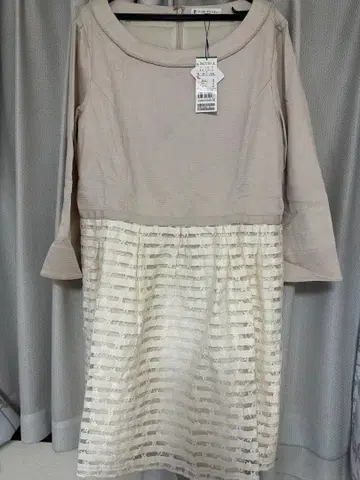 [ 새상품 ] 쿠미쿄쿠 아이보리 절개 원피스 8