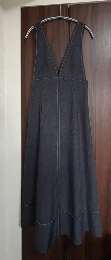 아푸이저 리치 슬리브리스 롱 원피스 사이즈 2