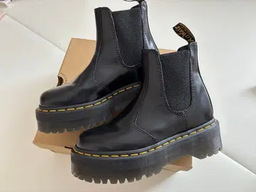 Dr.Martens 닥터마틴 2976 QUAD