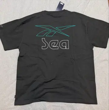 Wind and sea x reebok 포켓 티 리복