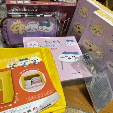 치이카와 수납 굿즈 테이블 외