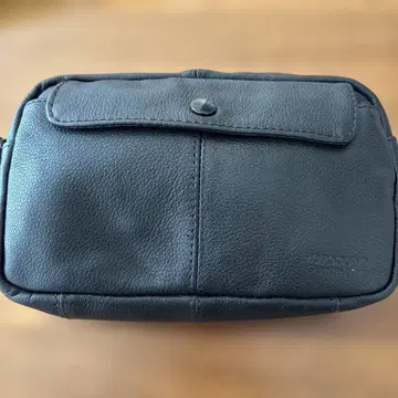 MOROCCO 블랙 가죽 파우치