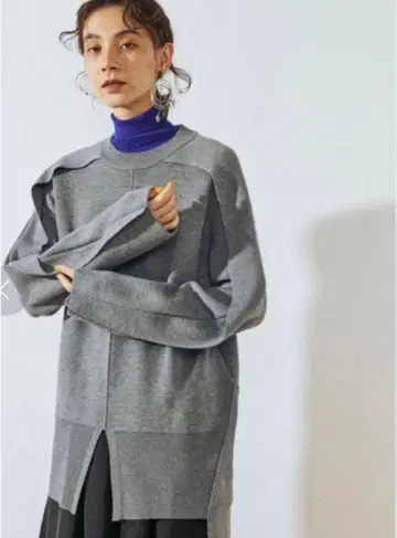 UN3D. 턱 니트 슬리브 탑 그레이 블루 터틀