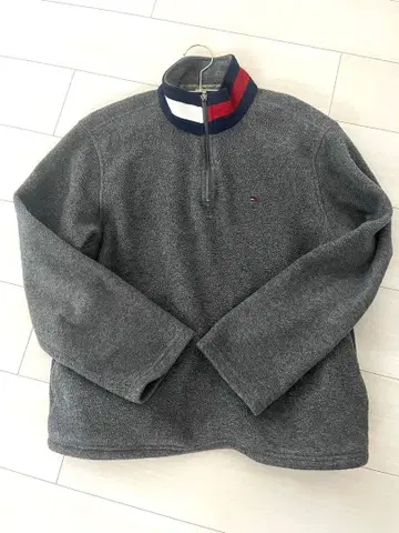 TOMMY HILFIGER 플리스