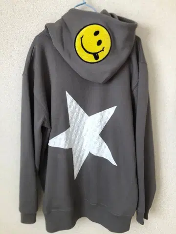 STUD MUFFIN 스터드마핀 후드티