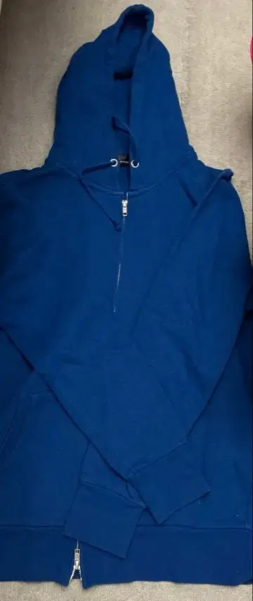 파란색 후드티 풀 집업