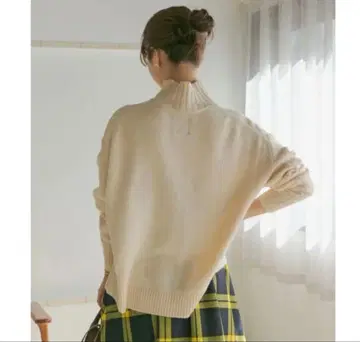 해밀턴 울 하이넥 풀오버 니트 긴팔