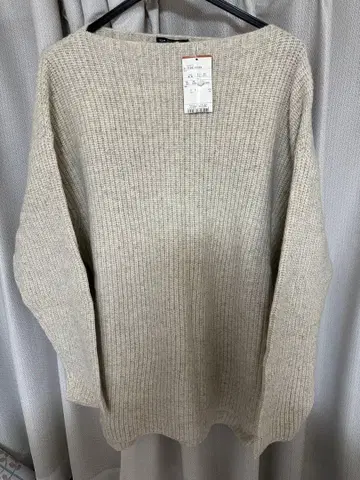 [ 새상품 ] 23구 아이보리 스웨터 46