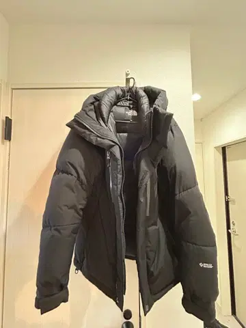 THE NORTH FACE 블랙 다운 발트로 라이트 자켓