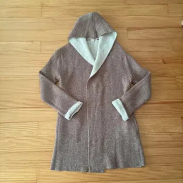 후드 부착 니트 코트