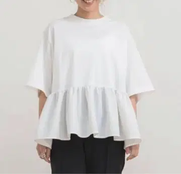 yori 밑단 프릴 와이드 Tee