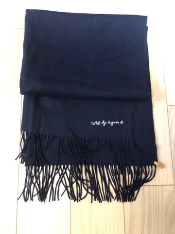 애니에스 베이 머플러