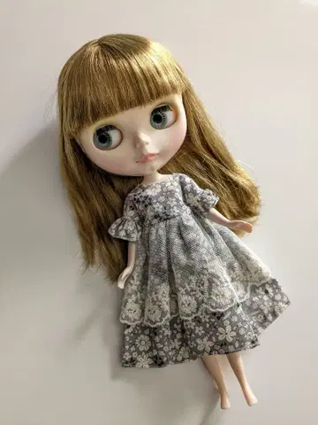 자르댕 드 마망 네오 브라이스 아웃핏 포함