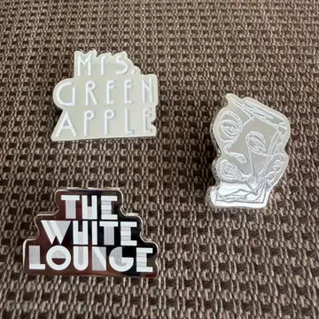 미세스 그린애플 화이트 라운지 핀 배지 3개 세트