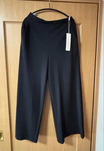 미사용 새상품 Jyoshitu gocochi 스트레치 팬츠 L 블랙