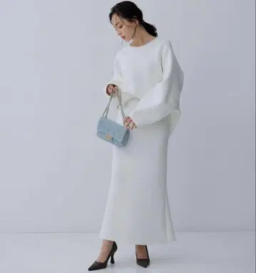 anuans 소프트 터치 종이상자 맨투맨 스커트 셋업