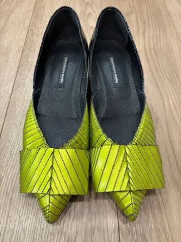 라보키고시 스틸레토 펌프스 리본 24.5