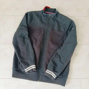 TOMMY HILFIGER 블랙 점퍼 L 사이즈