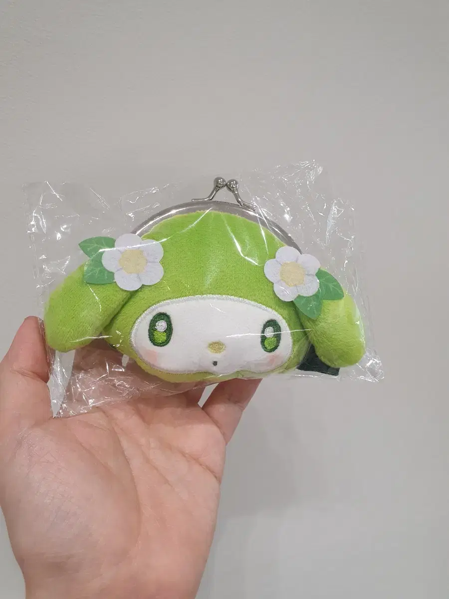 MY MELODY | 마이멜로디 Hooded My Melody Wallet 2 Types, Hooded My Melody Coin  Pouch #고전마이멜로디,#마이멜로디,#두건마이멜로디 on Bunjang Global Site.