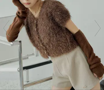 리브 암워머 포함 샤기 반팔 니트 브라운 미사용 새상품