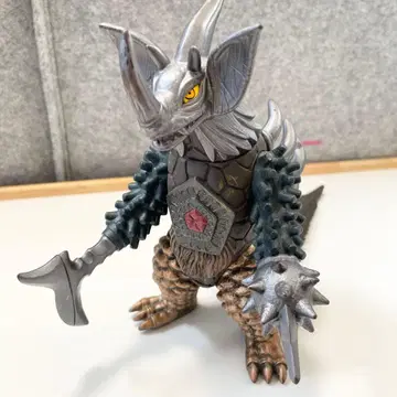 폭군 괴수 타이런트/울트라 괴수/피규어