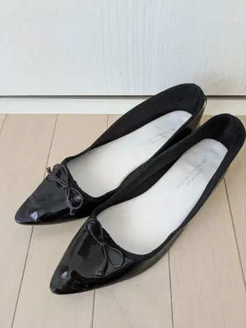 그린 라벨 릴랙싱 레인 펌프스 블랙 22.5cm