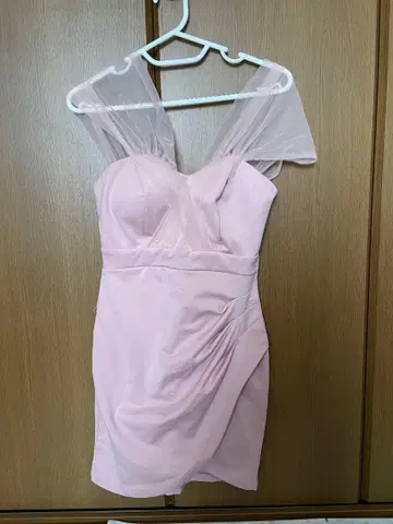 프론트 크로스 튤 오프숄더 타이트 미니 드레스 xs