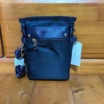 Y'SACCS 네이비 나일론 숄더백