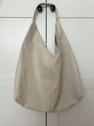 AULENTTI 가죽 토트백