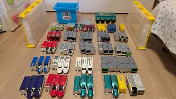 프라레일 차량과 레일 세트