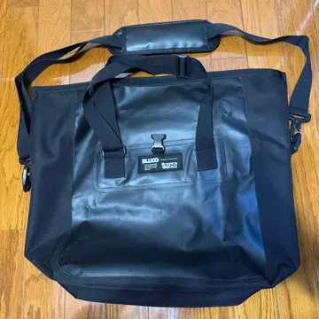 BLUCO 부루코 DRY TOTE BAG BLK 숄더백 방수