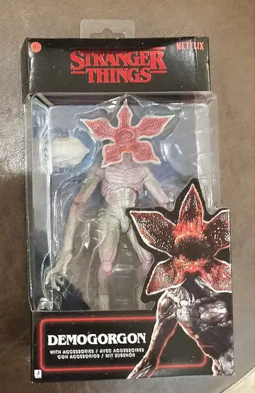 기묘한 이야기 데모고르곤 6인치 피규어