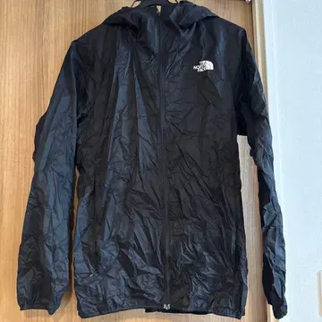 스와로테일벤트 후디 M 사이즈 블랙