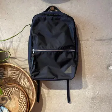 MASTER-PIECE 블랙 백팩