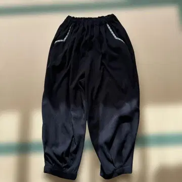 티티카카 에그 턱 팬츠 L 사이즈 블랙