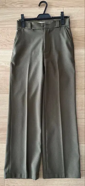 THE SHINZONE 카키 슬랙스