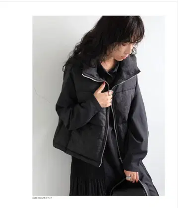 [ 안티카 ] 지오메트릭 패턴 베스트 새상품