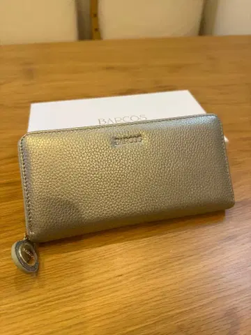 [ 미사용 새상품 ] BARCOS 골드 장지갑