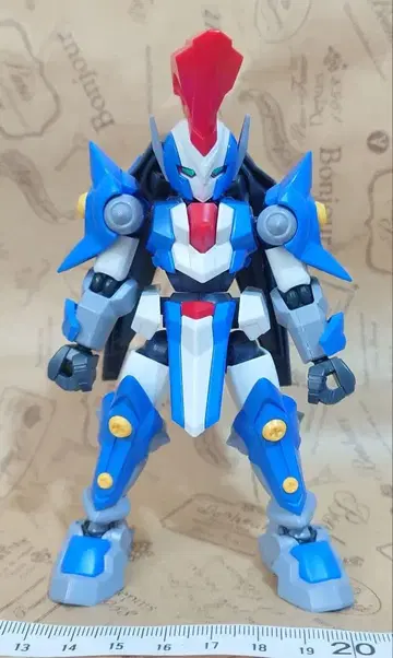 LBX 아킬레스 D9 골판지 전기 프라모델