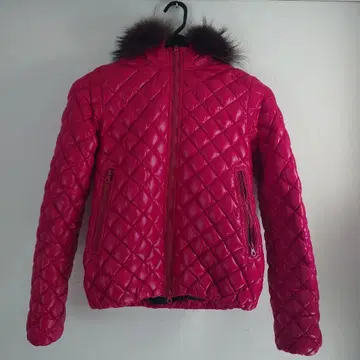 듀베티카 DUVETIKA 핑크 퀼팅 다운 자켓 퍼