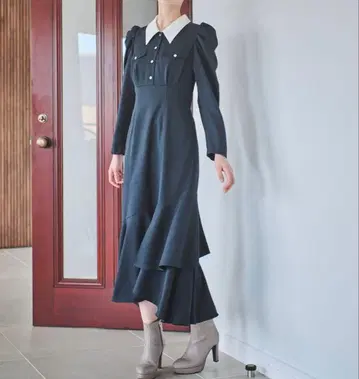 카라 부착 원피스