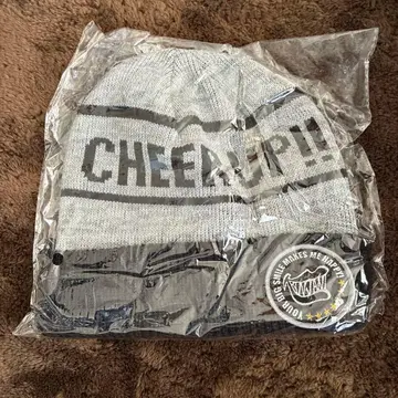 CHEER UP!! 니트 모자 그레이와 블랙