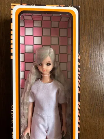 리카짱의 작은 가게 일본 교토 한정판 2019 미라이