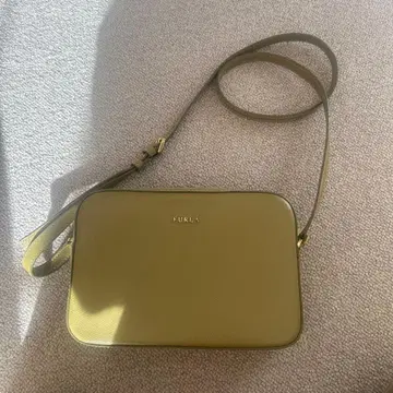 FURLA 라이트 그린 숄더백