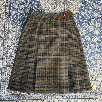 NICE CLAUP 체크 무늬 플리츠 스커트