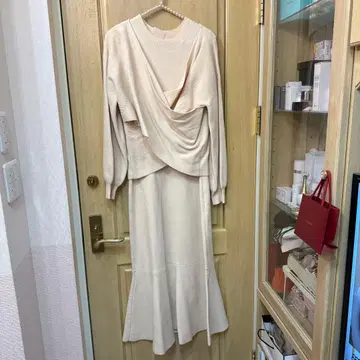 택 포함 새상품 치바 유카짱 앤드 셰림 에크루 니트 셋업 원피스