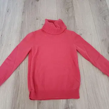 UNIQLO 캐시미어 100% 핑크 터틀넥 스웨터