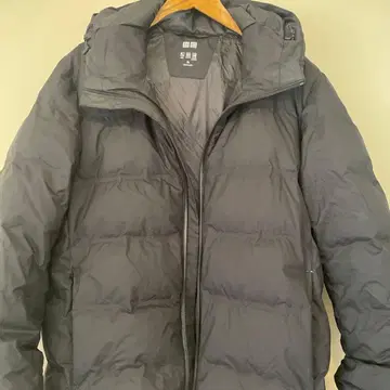 UNIQLO XL 그레이 다운 자켓