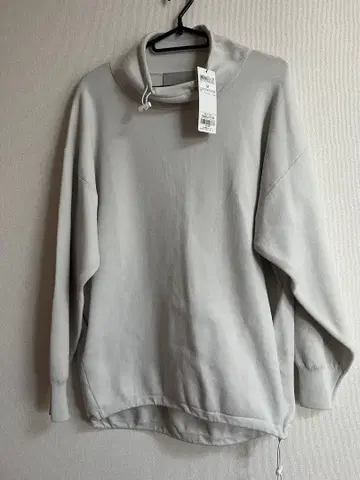 택 포함 UNFILO 니트 맨투맨