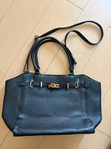 MILOS 미로스 금장 장식 토트 가죽 2way 백 이탈리아제